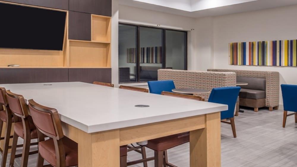 Holiday Inn Express Hotel & Suites La Place By Ihg Екстер'єр фото