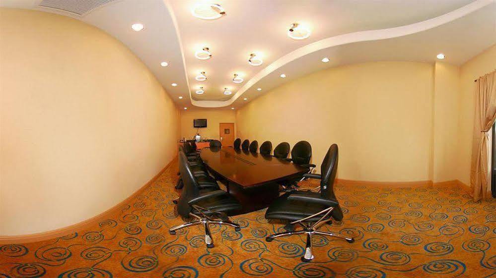 Holiday Inn Express Hotel & Suites La Place By Ihg Екстер'єр фото